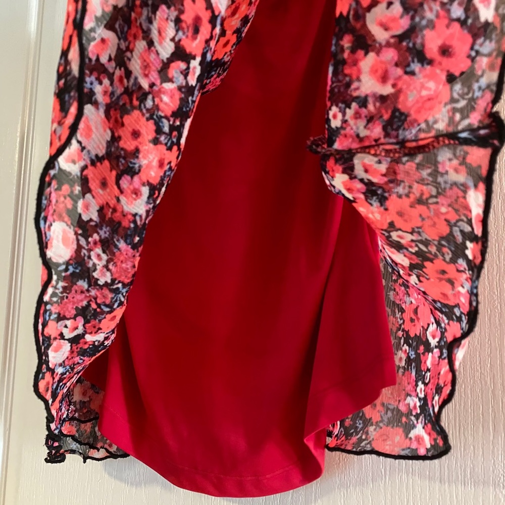 Express Floral Top - Picture 5 of 7